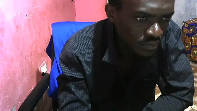 Snapshot of blakkvirus chatting on 09/27/25, 10:38 blakkvirus online show from 09/27/25, 10:38