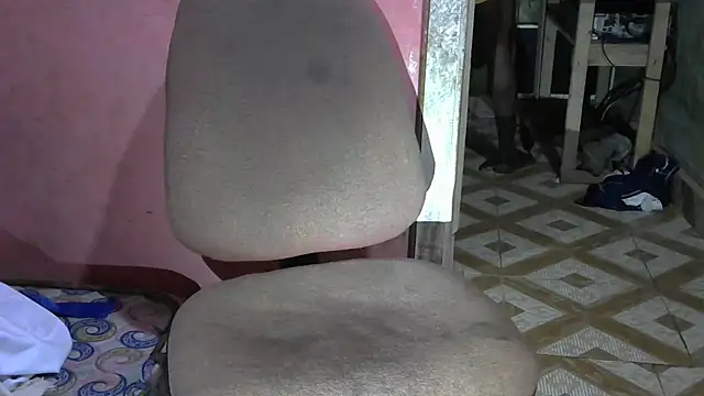 Snapshot of blakkvirus chatting on 09/19/25, 01:31 blakkvirus online show from 09/19/25, 01:31