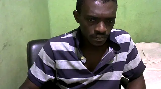 Snapshot of blakkvirus chatting on 01/27/25, 05:25 blakkvirus online show from 01/27/25, 05:25