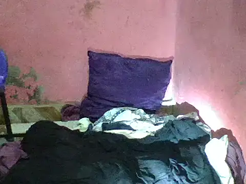 Snapshot of blakkvirus chatting on 03/11/25, 01:37 blakkvirus online show from 03/11/25, 01:37