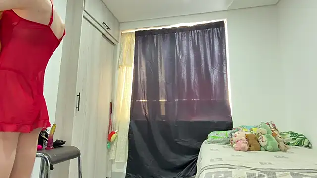 stephanie v online show from 07/29/26, 05:45