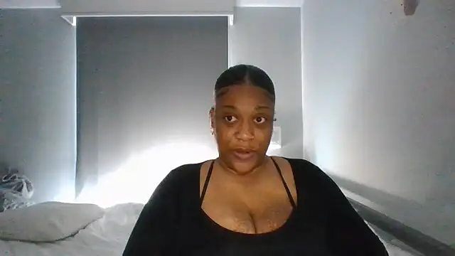 Snapshot of chelseabea chatting on 07/30/26, 08:02 chelseabea online show from 07/30/26, 08:02