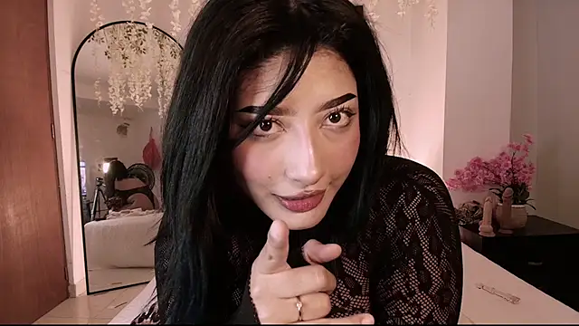 Lilith  Owens online show from 07/29/26, 04:44