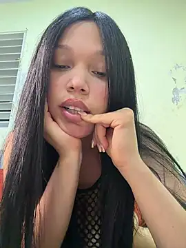 Snapshot of rossy_0103 chatting on 08/09/26, 01:57 rossy 0103 online show from 08/09/26, 01:57