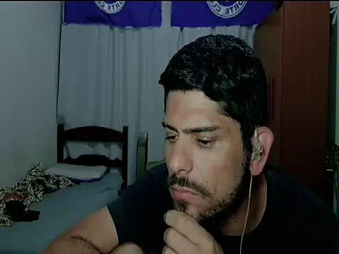 BRUNINHOALMEIDA17 online show from 07/30/26, 07:07