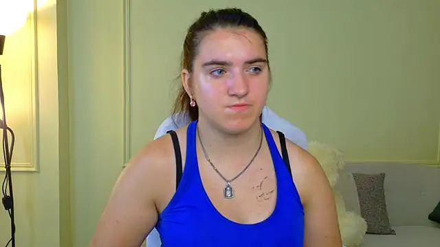 AnnaKimburli online show from 08/03/26, 06:32
