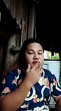 Andrea0414 online show from 02/12/25, 12:37