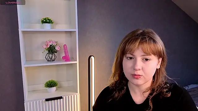 Yumi-Nevada online show from 08/04/26, 01:10