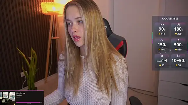 DanikaDillan online show from 03/27/26, 12:41