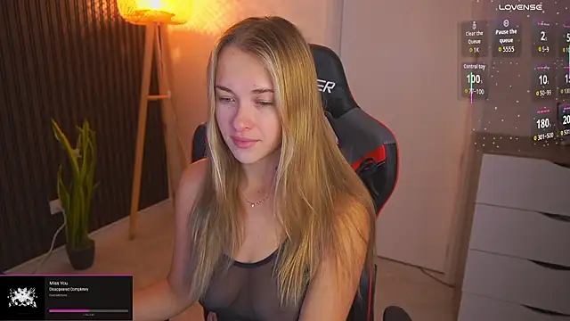 DanikaDillan online show from 02/07/26, 12:40