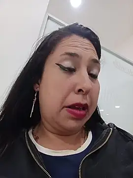 Snapshot of LIZETH_09 chatting on 08/03/26, 03:18 LIZETH 09 online show from 08/03/26, 03:18