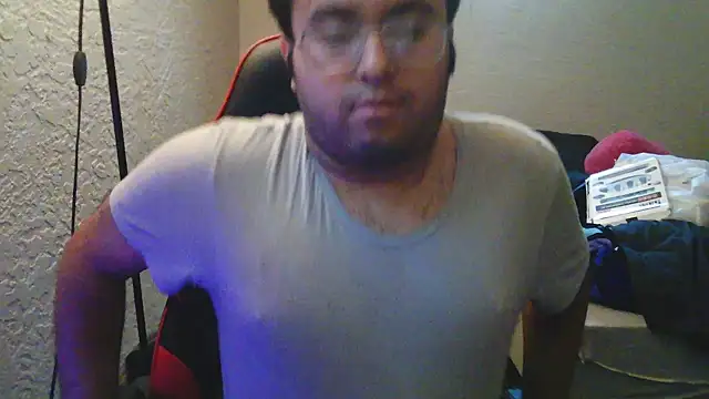 Snapshot of Gaybro6969 chatting on 08/05/26, 06:13 Gaybro6969 online show from 08/05/26, 06:13
