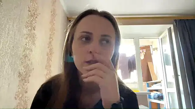 hayleix x online show from 08/04/26, 10:09