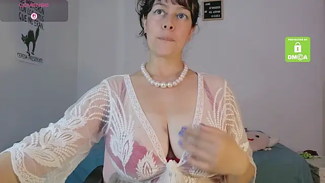 Snapshot of jane_madmax chatting on 06/16/26, 02:50 jane madmax online show from 06/16/26, 02:50