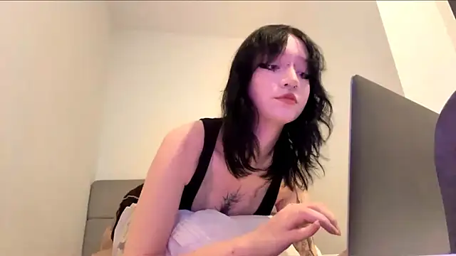 Snapshot of RachelRina chatting on 08/04/26, 03:00 RachelRina online show from 08/04/26, 03:00