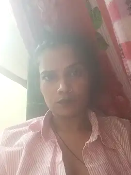 Kira105xxx online show from 08/01/26, 11:58