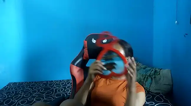 Snapshot of venustheg0ddess chatting on 03/11/25, 03:36 venustheg0ddess online show from 03/11/25, 03:36
