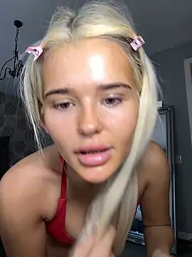 lolasummerss online show from 08/03/26, 08:00