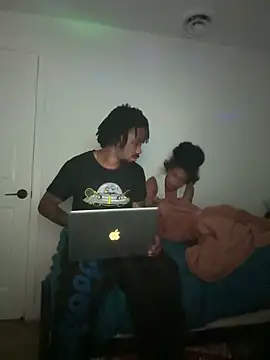 Snapshot of BigdaddyD1400 chatting on 09/27/25, 08:09 BigdaddyD1400 online show from 09/27/25, 08:09