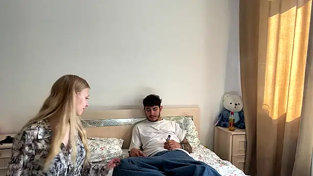 Shadow Lovers  online show from 08/05/26, 11:15