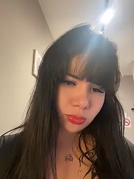Lina oficial online show from 08/06/26, 11:00