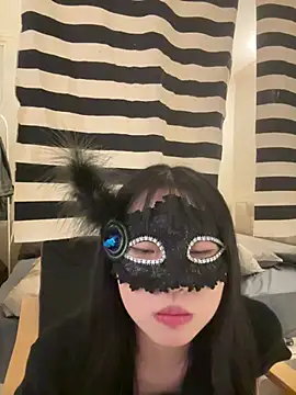 Snapshot of una_h chatting on 08/03/26, 11:27 una h online show from 08/03/26, 11:27