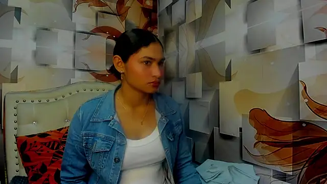 Snapshot of malaika_chalo chatting on 08/03/26, 02:12 malaika chalo online show from 08/03/26, 02:12
