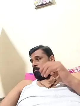 Snapshot of Raj_marathi143 chatting on 08/03/26, 04:13 Raj marathi143 online show from 08/03/26, 04:13