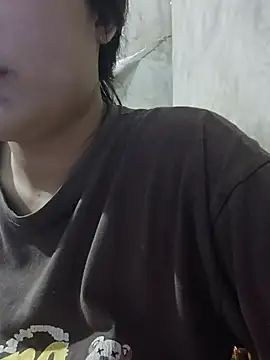 Quynhnhu bb online show from 08/06/26, 12:33