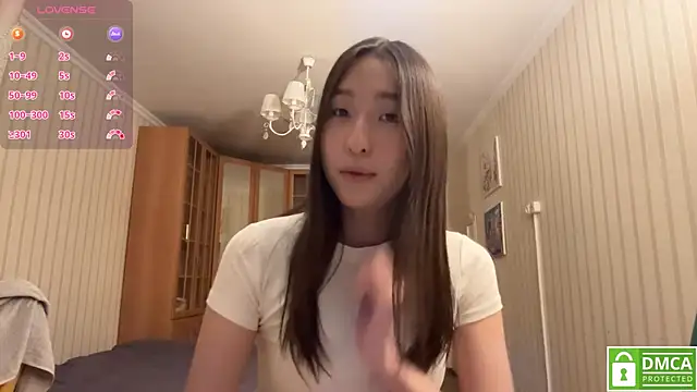 Snapshot of Moniesta chatting on 08/08/26, 10:28 Moniesta online show from 08/08/26, 10:28
