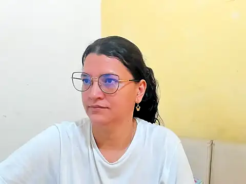 MARILYN GARCIA online show from 04/05/26, 03:30