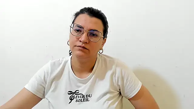 MARILYN GARCIA online show from 11/25/25, 02:06