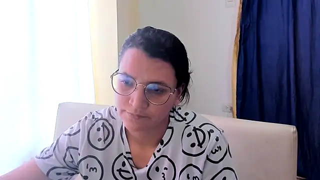 Snapshot of MARILYN_GARCIA chatting on 02/19/25, 05:49 MARILYN GARCIA online show from 02/19/25, 05:49