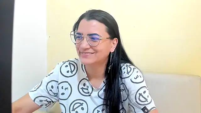 MARILYN GARCIA online show from 04/25/26, 03:42