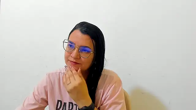 MARILYN GARCIA online show from 12/04/25, 12:59