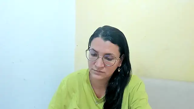 MARILYN GARCIA online show from 04/13/26, 07:07