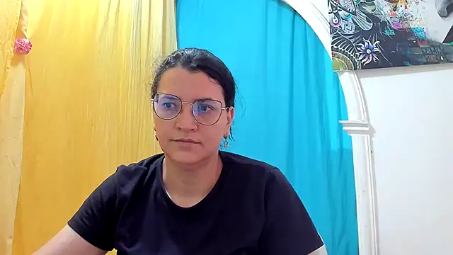 MARILYN GARCIA online show from 07/18/26, 12:58