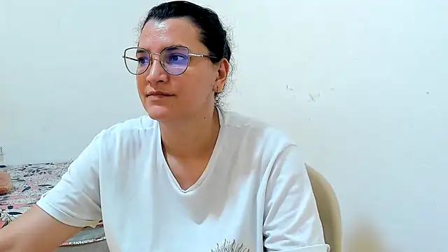 Snapshot of MARILYN_GARCIA chatting on 06/10/26, 07:59 MARILYN GARCIA online show from 06/10/26, 07:59