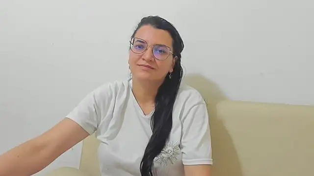 MARILYN GARCIA online show from 03/10/26, 03:10