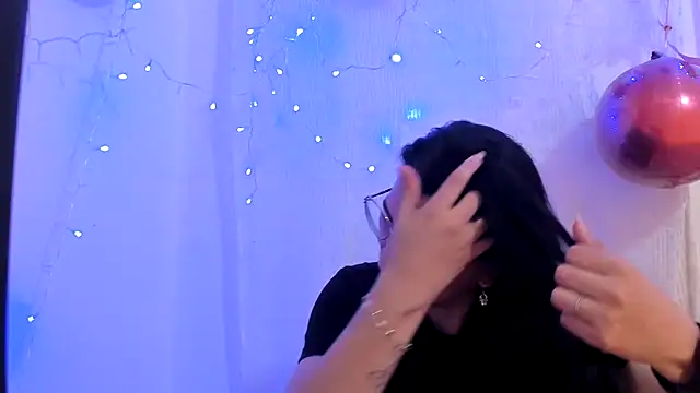 Snapshot of MARILYN_GARCIA chatting on 02/15/26, 04:17 MARILYN GARCIA online show from 02/15/26, 04:17