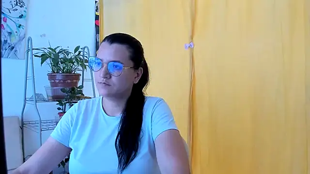 MARILYN GARCIA online show from 06/30/26, 08:31