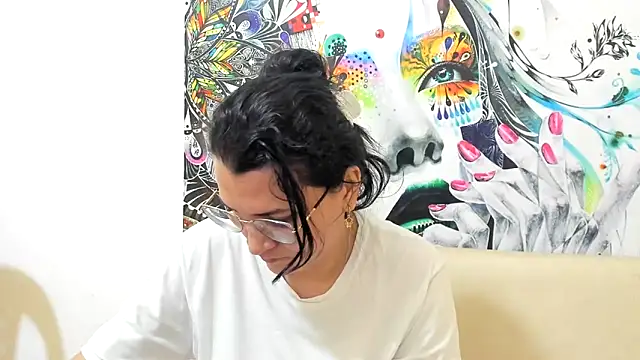 MARILYN GARCIA online show from 03/13/26, 01:49