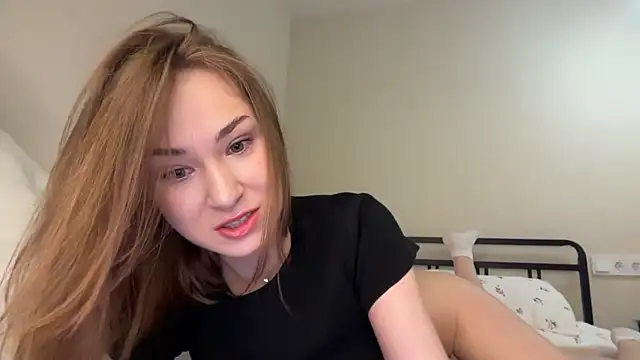 Snapshot of 51o4 chatting on 08/05/26, 01:21 51o4 online show from 08/05/26, 01:21