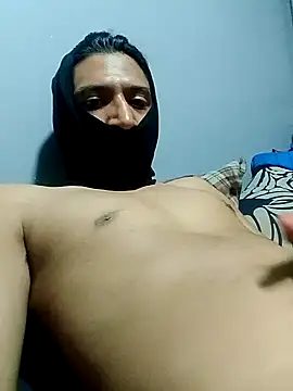 Elnene24w online show from 08/05/26, 03:11