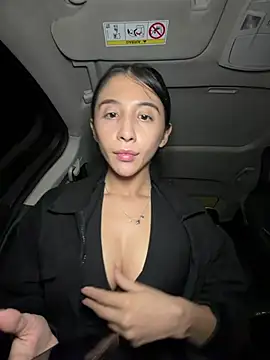 imalexaherrera online show from 08/06/26, 12:49