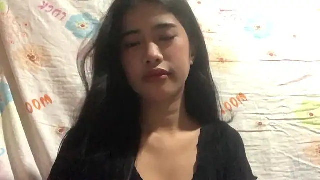 LeeannaWhitledge online show from 08/07/26, 10:10