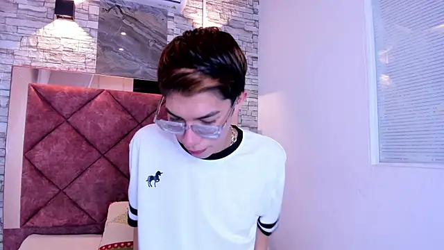 LianFerrer1 online show from 08/06/26, 11:27