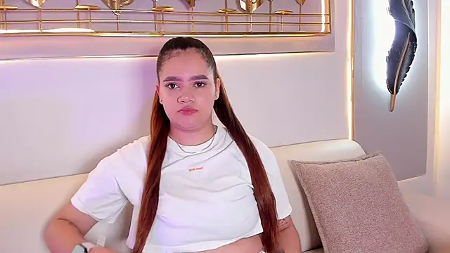 saharawalker  online show from 08/06/26, 12:22