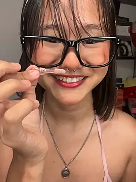 Snapshot of ivi_sunny chatting on 08/07/26, 01:55 ivi sunny online show from 08/07/26, 01:55