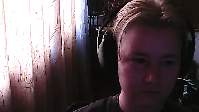 MadisonReedd online show from 08/07/26, 12:22